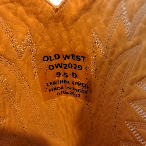 Old West 9.5-D Tan Leather Boots - Picture 4 of 5